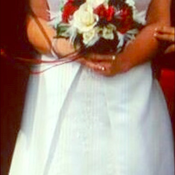 Halter wedding dress - Picture 1 of 2